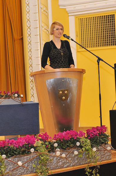 Podelitev diplom 2014-29.JPG - Nagovor predstavnice diplomantov.